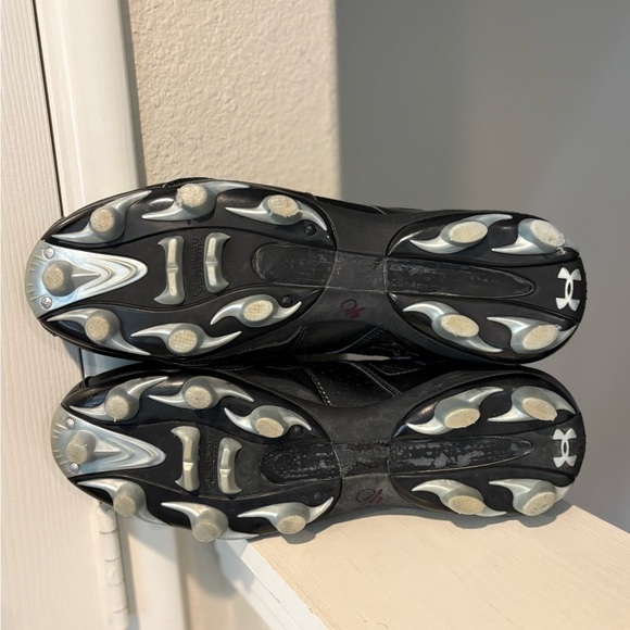 Mens Under Armour Demolish Football Cleats Shoes Size 13 Adult Black Spikes - Picture 6 of 9